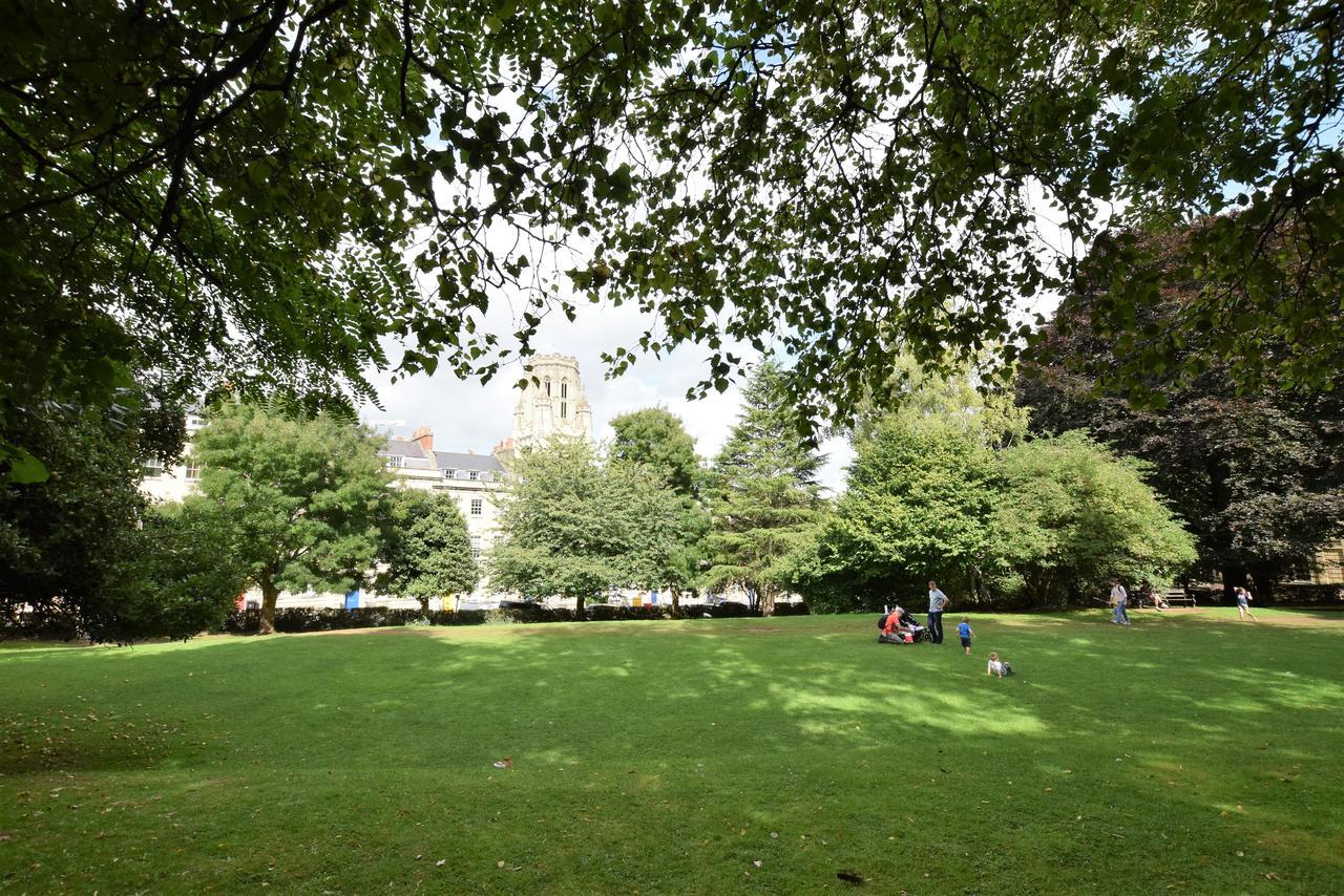 Berkeley Square Pads Apartment Bristol Ngoại thất bức ảnh